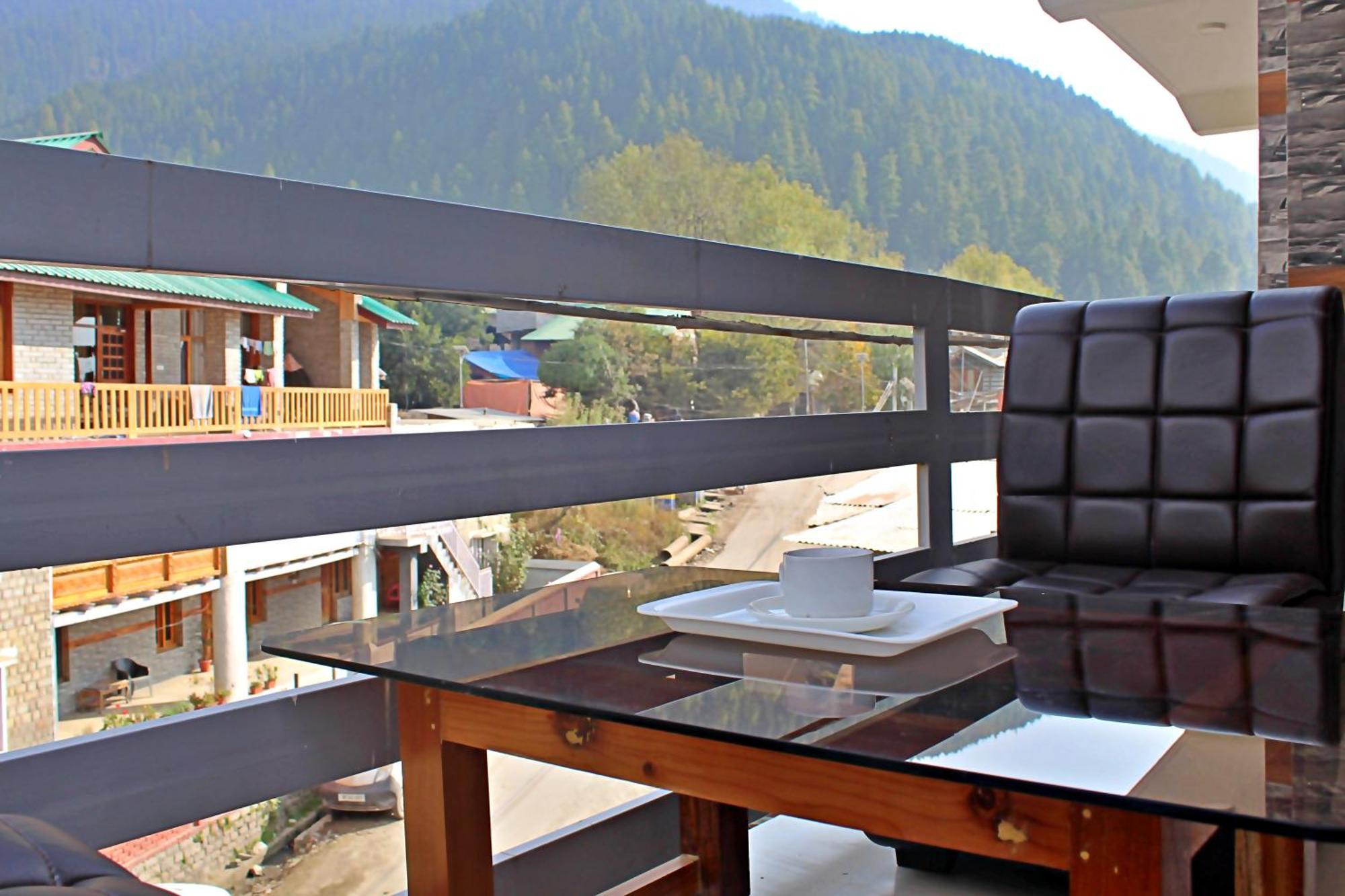 The Richie Royal Inn Manāli Buitenkant foto